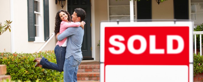 It’s a daunting world for the first home buyer; skyrocketing median house prices, interest rates and an influx of lending platforms can scare off would-be home owners. First Home Buyer Financing Tips